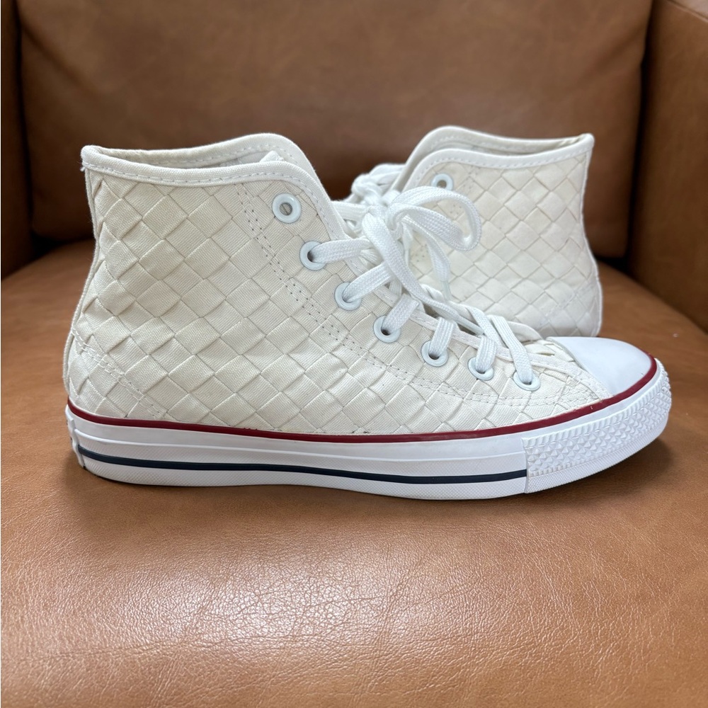 Converse Chuck Taylor All Star Hi Woven White / Red High-Top Sneaker Unisex